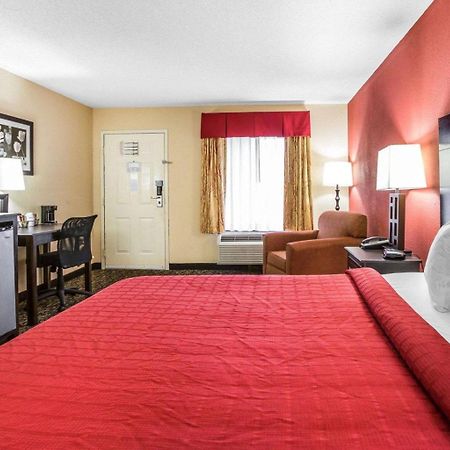 Knights Inn & Suites กริฟฟิน ภายนอก รูปภาพ