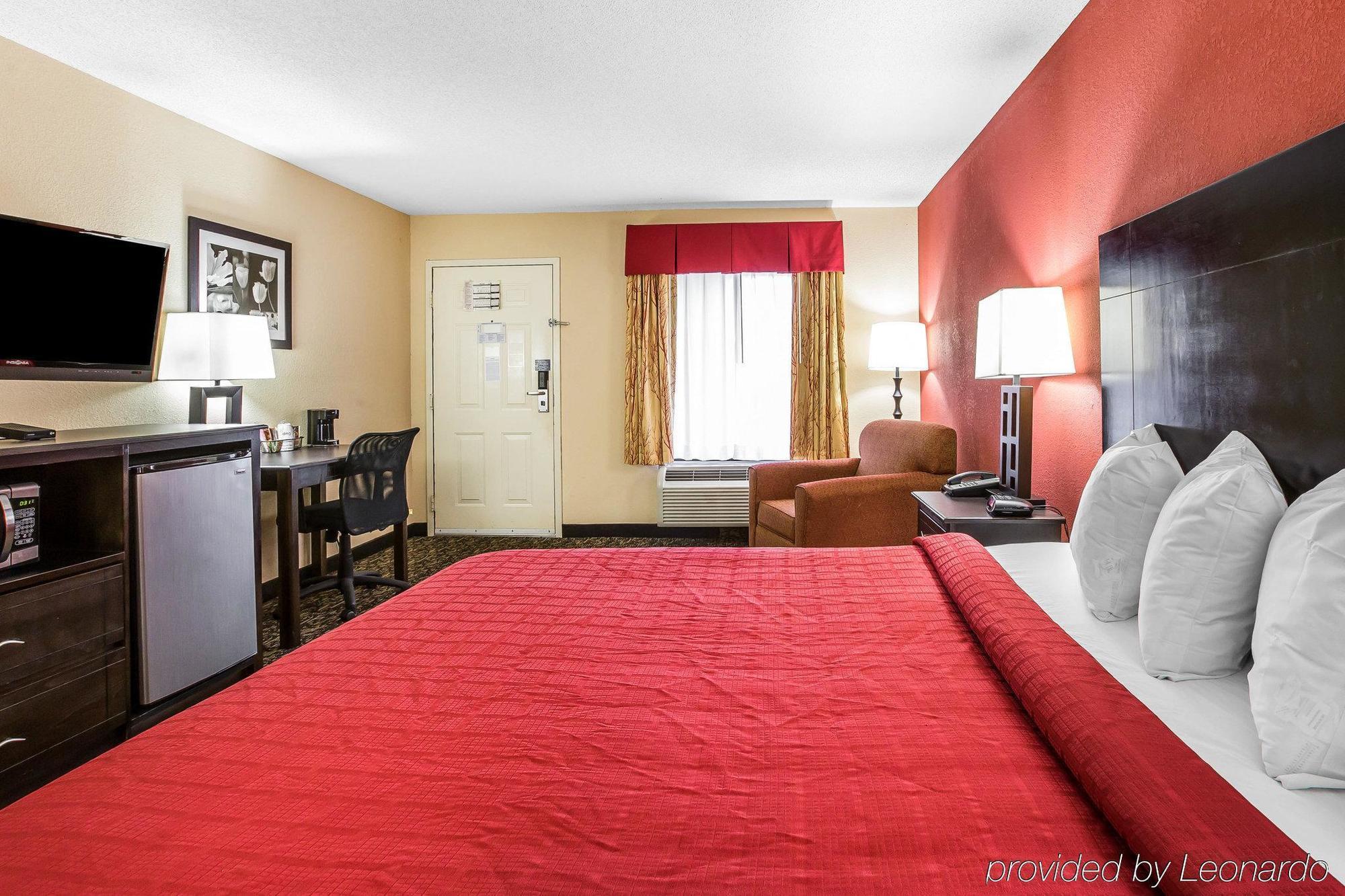Knights Inn & Suites กริฟฟิน ภายนอก รูปภาพ