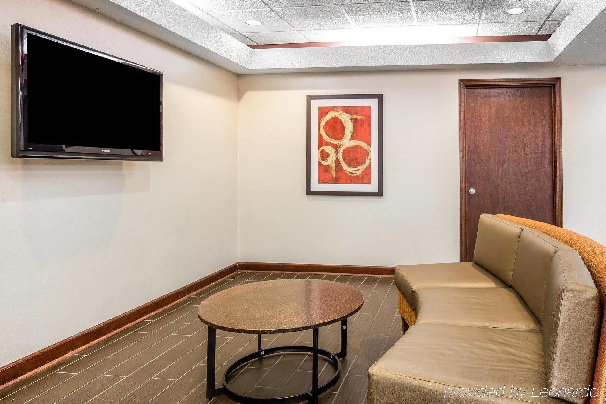 Knights Inn & Suites กริฟฟิน ภายนอก รูปภาพ