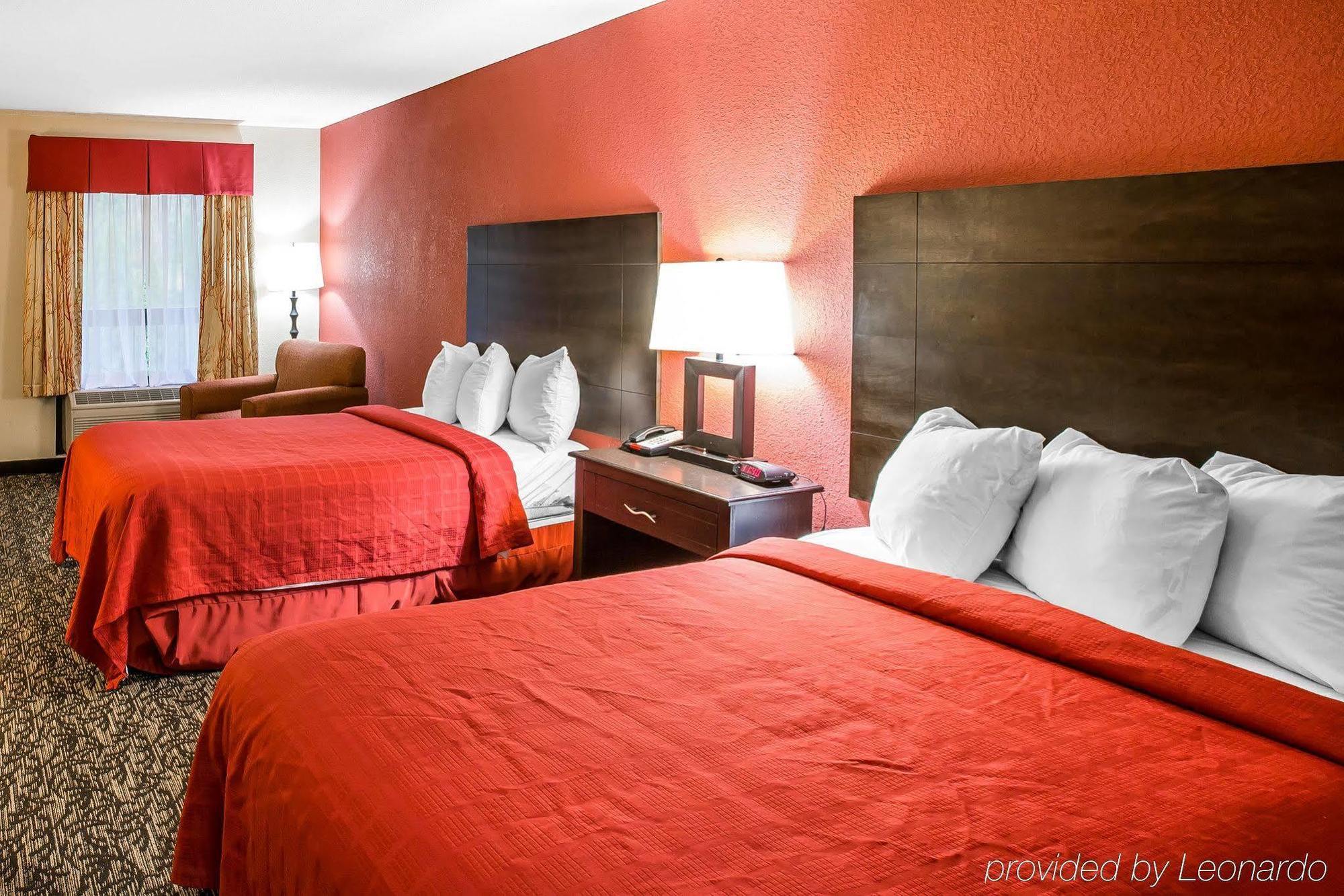 Knights Inn & Suites กริฟฟิน ภายนอก รูปภาพ