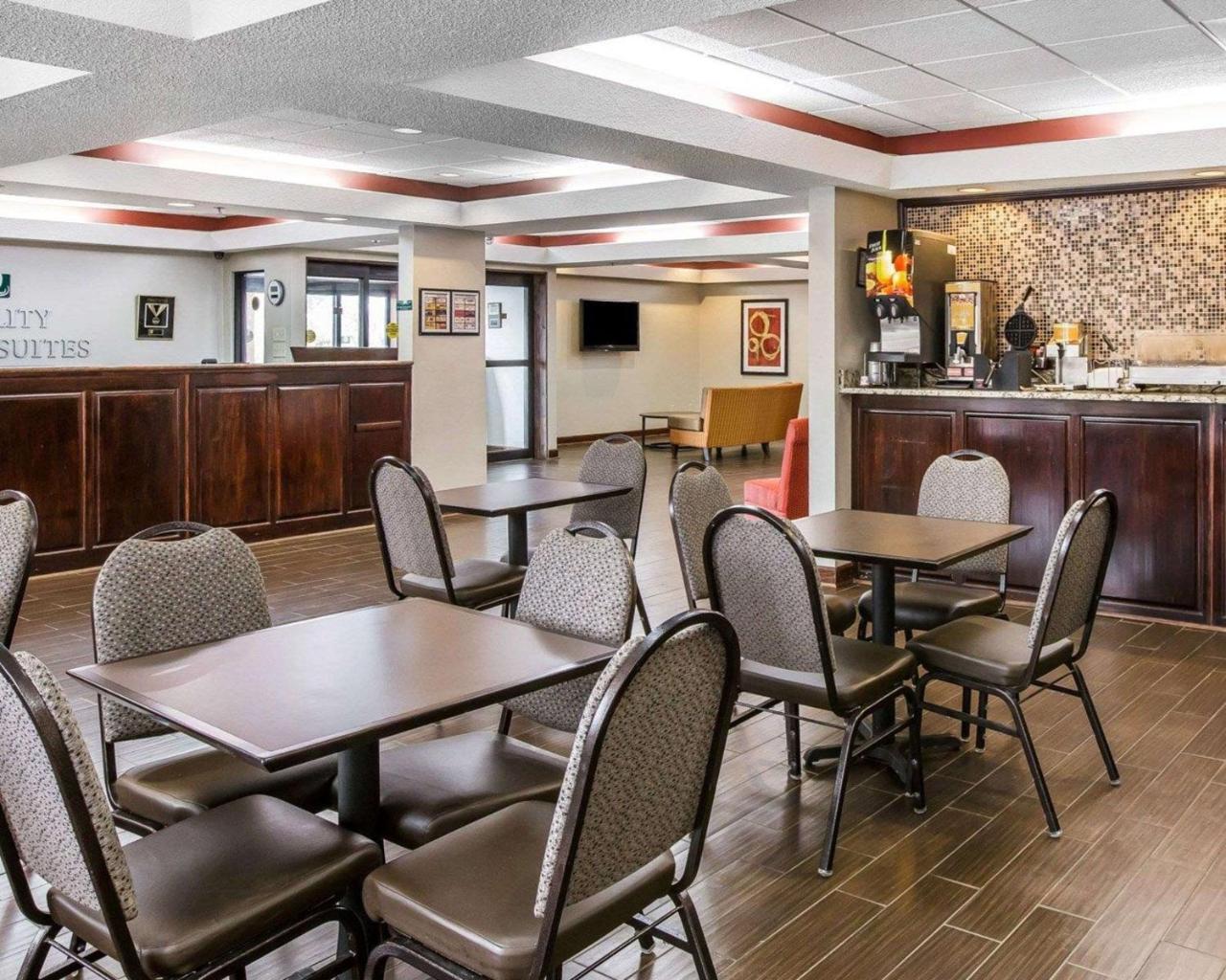 Knights Inn & Suites กริฟฟิน ภายนอก รูปภาพ